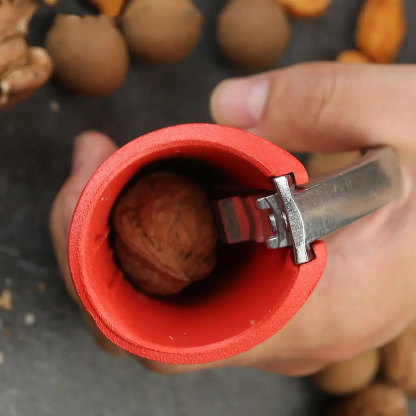 Almond Nut Pecan Nuts Nutcracker Zinc Alloy Nut Opener Sheller Kitchen Tool Hazelnut Walnut Pliers Sheller Quick Chestnut Gadget