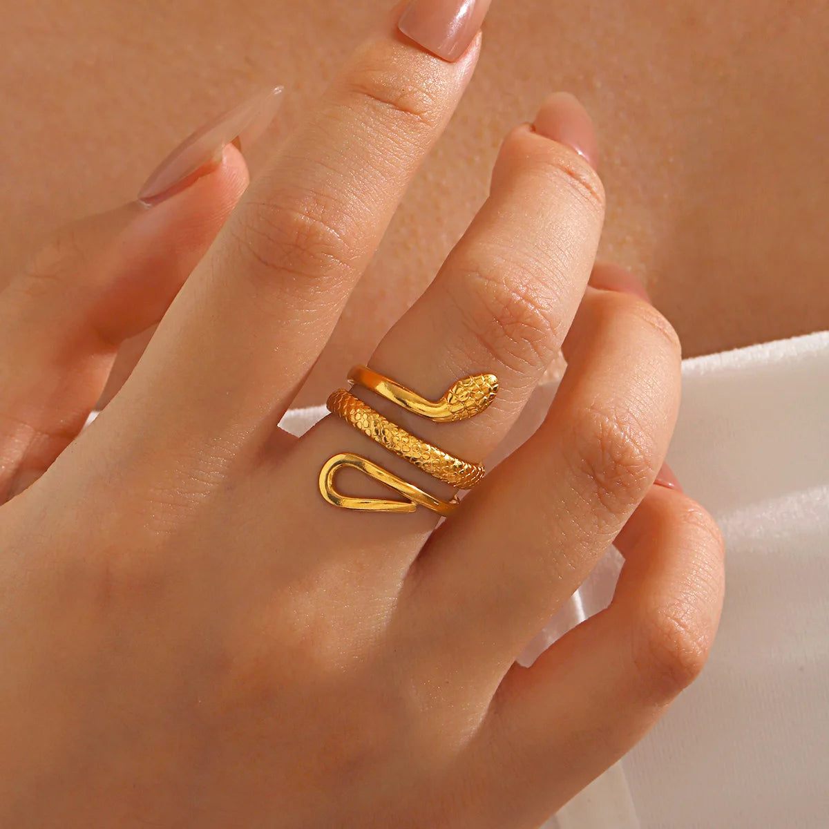 Gothic Snake Shape Adjustable Open Rings for Women Gold Plated Stainless Steel Waterproof Metal Stacking JEWELRY Gift